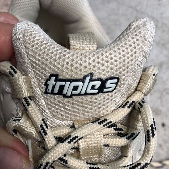 Balenciaga Triple S - Picture 7 of 10